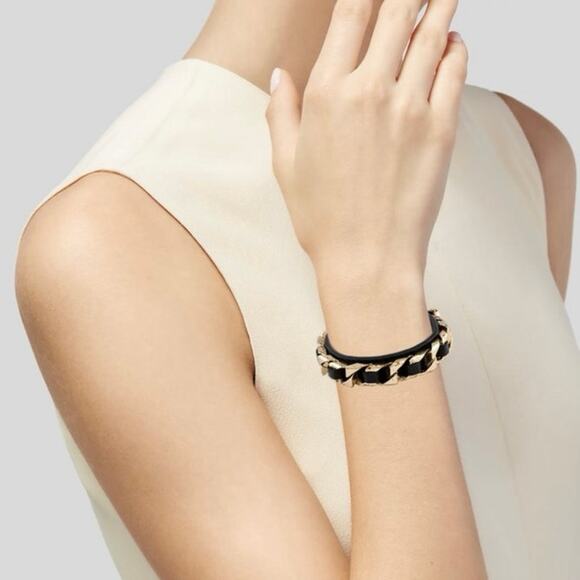 Givenchy Gold Tone Chain Link Black Leather Wrap Snap Bracelet Sz M Italy - Picture 3 of 8